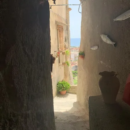 Al Duomo לינה וארוחת בוקר 4*